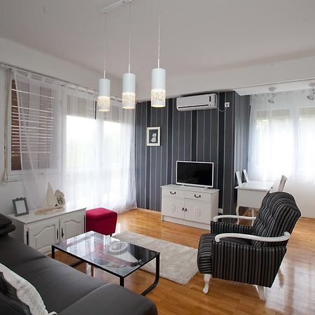 Apartment Macho Split Luaran gambar